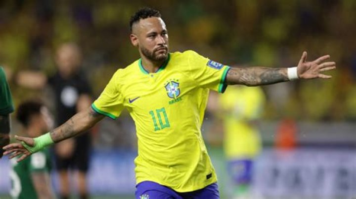 Does Neymar know English?