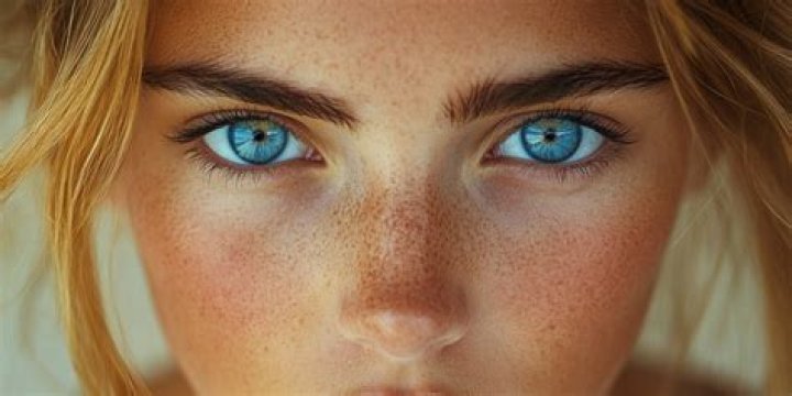 How do you get blue eyes naturally?