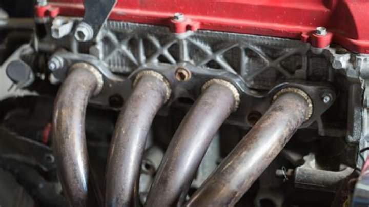 What will a cracked exhaust manifold do?